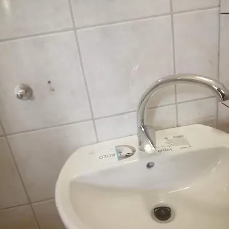 Malomtavi Vendeghaz Гостевой дом *